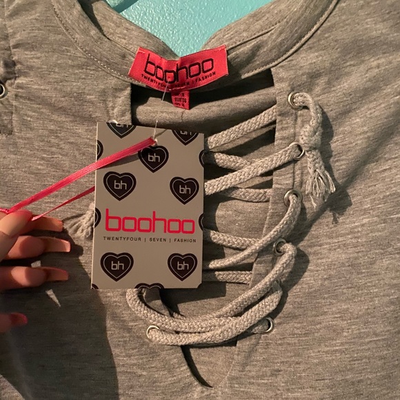 Gray lace up tee - Picture 5 of 5